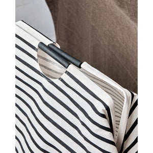 Sammeklappet vasketøjskurv fra House Doctor