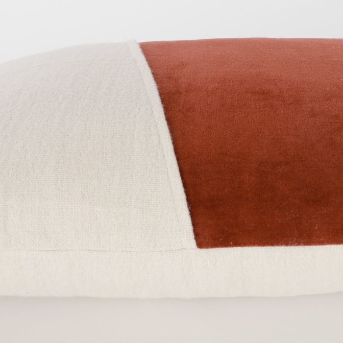 Foxtrot kudde tvåfärgad 55 cm x 35 cm